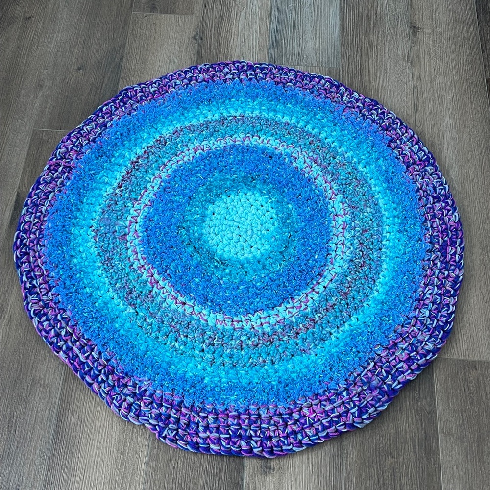 Handmade Rug NEW - Picture 3 of 5